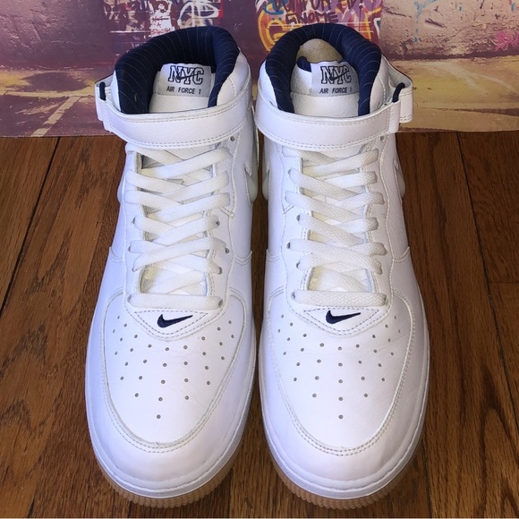 Nike Air Force 1 Mid Jewel QS 'NYC - Yankees' - Picture 2 of 5